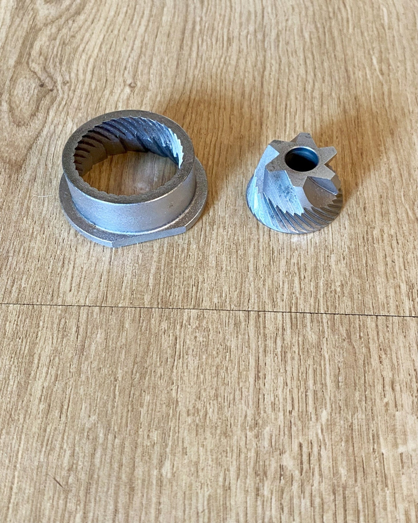 Jura Melitta Mahlwerk Mahlkegel Mahlring Set Kaffeevollautomat – gebraucht geprüft - Car Kaffeeautomaten, Ersatzteile