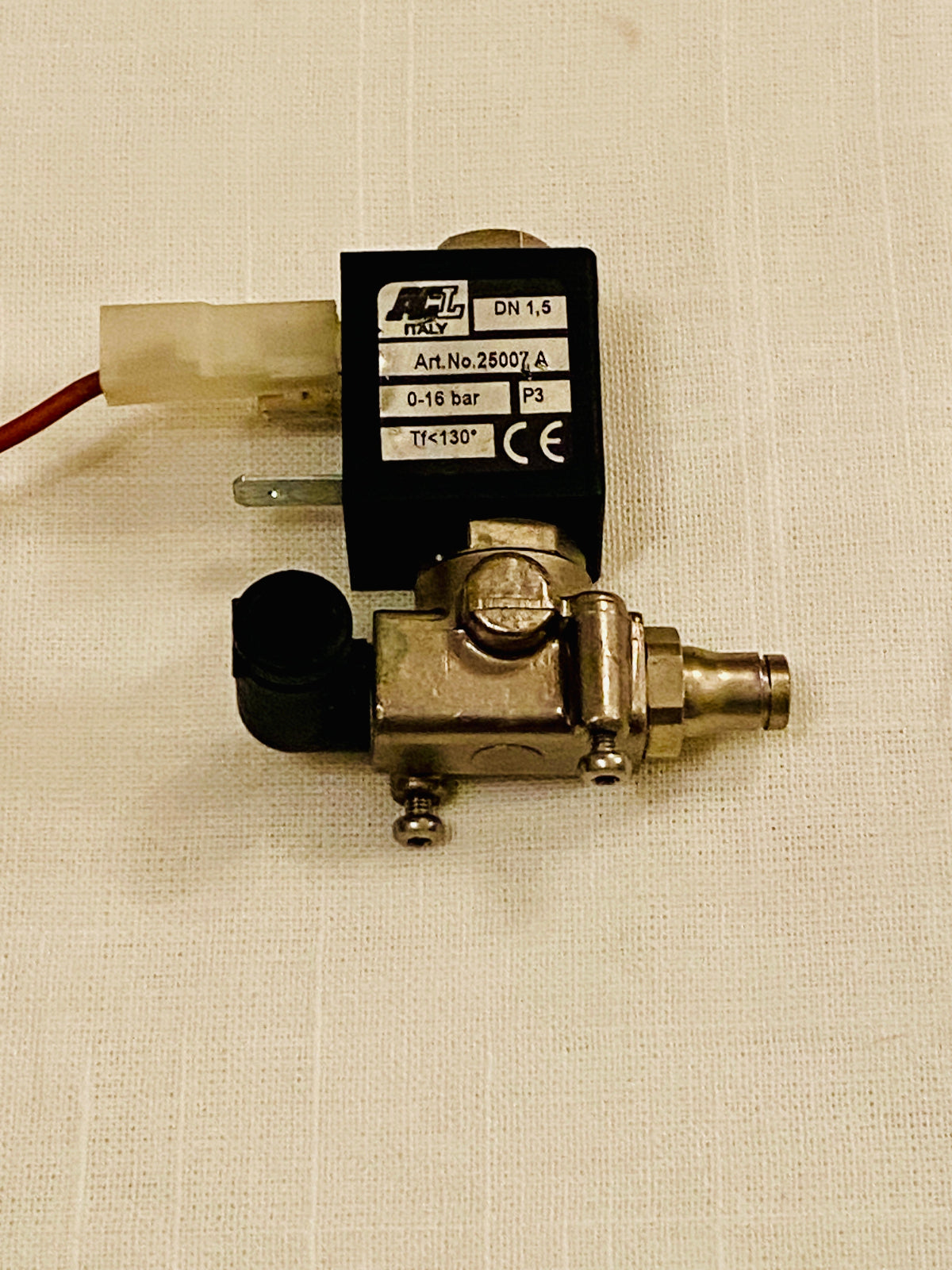 Jura F90/F9 Magnetventil mit Stecker Top Angebot Kaffeevollautomat