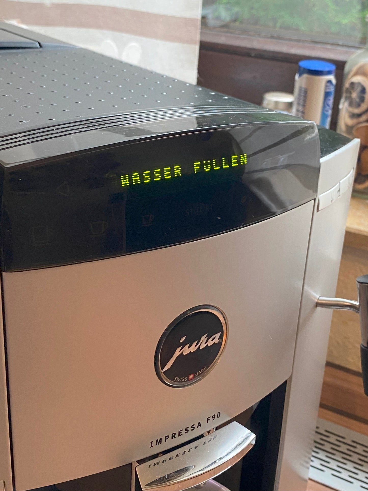 Jura F90 Vorderteil mit Display, Auslauf, Tasten, Stecker & Kabel – baufertig, Kaffeevollautomat - Car Kaffeeautomaten, Ersatzteile