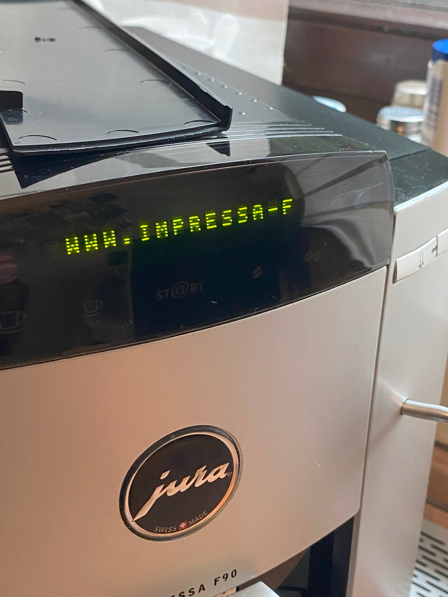 Jura F90 Vorderteil mit Display, Auslauf, Tasten, Stecker & Kabel – baufertig, Kaffeevollautomat - Car Kaffeeautomaten, Ersatzteile