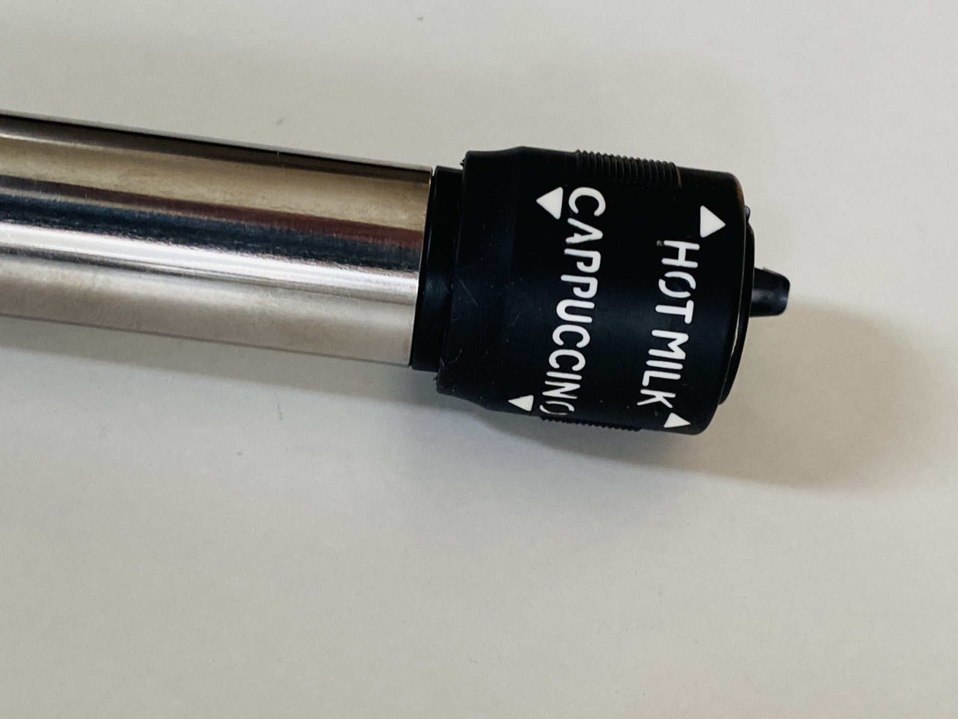 DeLonghi ECAM  Heißwasser und Milch Düse