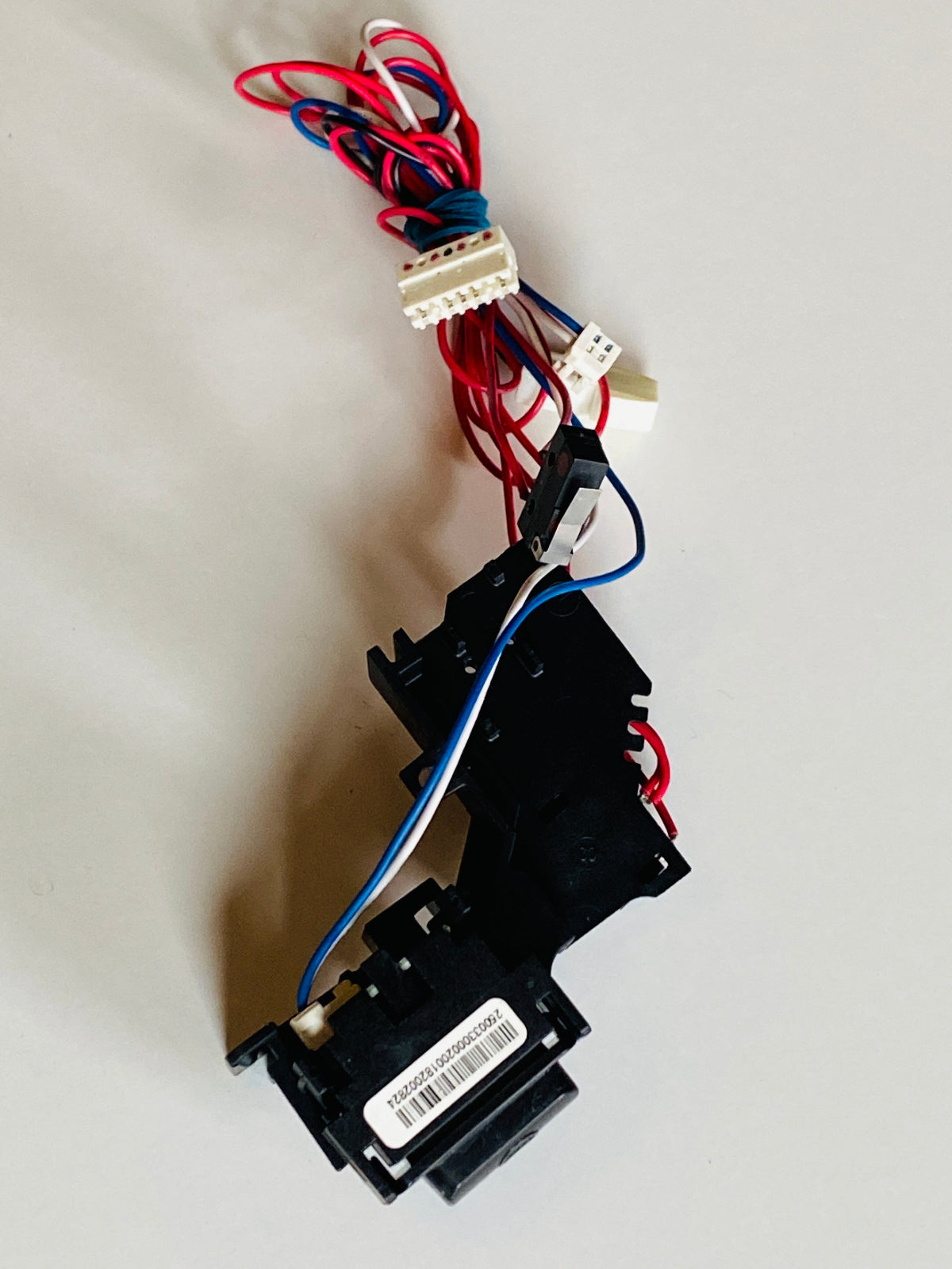 An Aus-Schalter für Siemens EQ.6 Plus S100 mit Stecker