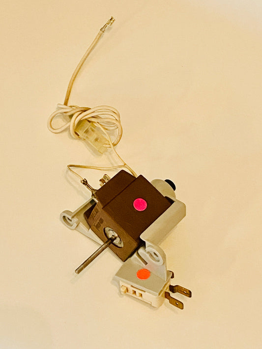 Magnetschalter für Jura Brüheinheit 230V 50Hz 50W 