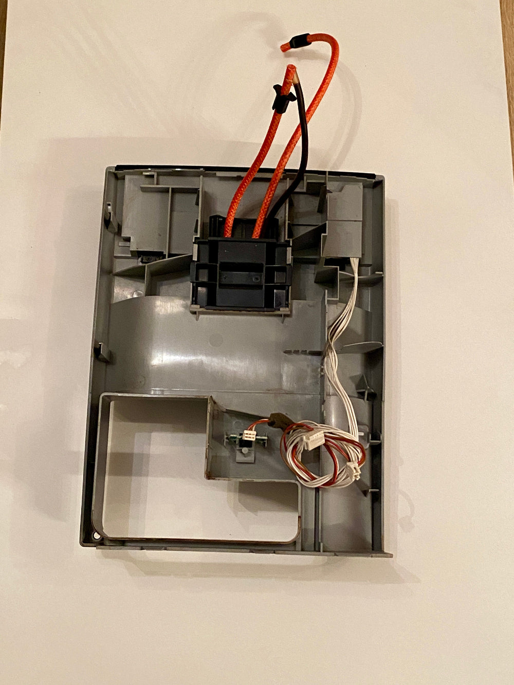 Siemens EQ6 Plus S100 Vorderteil mit Display, Auslauf