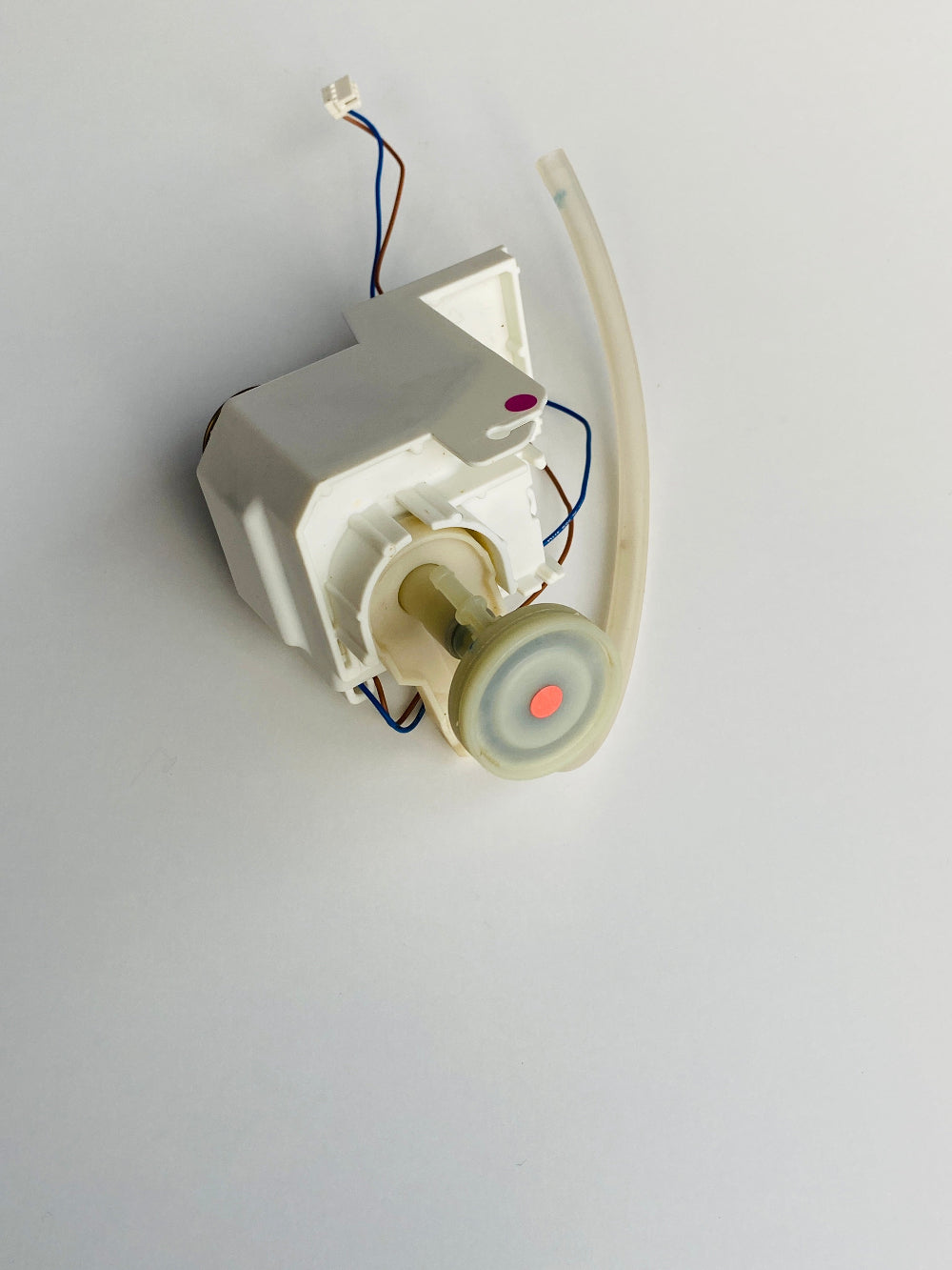 SIEMENS WASSERPUMPE EQ6 EQ5 EQ7 EQ 100 Plus 300 400 500 700 mit Pulsationsdämpfer