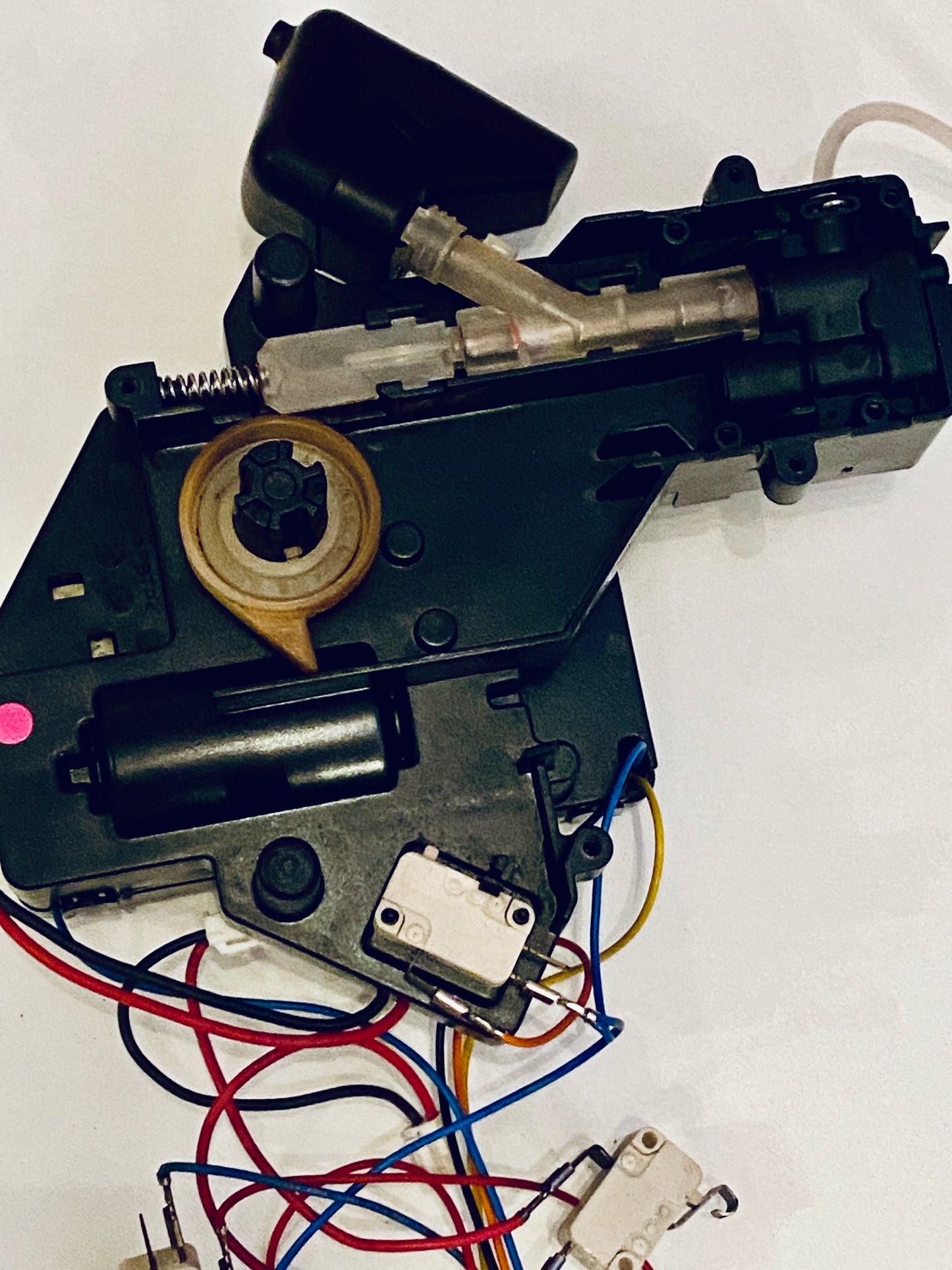 Melitta Solo Milk Perfeckt Lateea Getriebe-Motor, Antrieb-Motor für Brüheinheit, komplett mit Kabelstecker