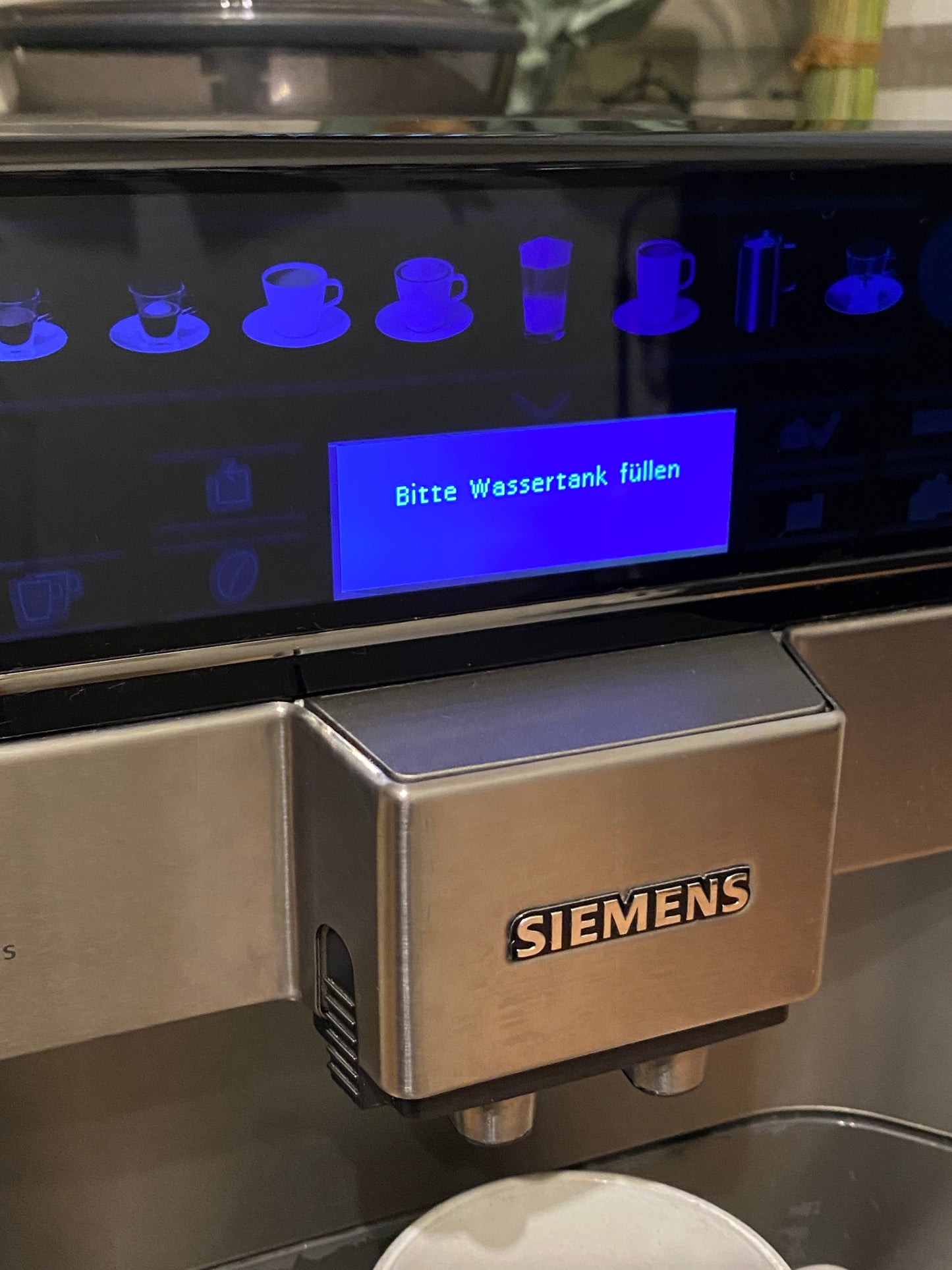 Siemens EQ.6 Plus s500 Display Front 