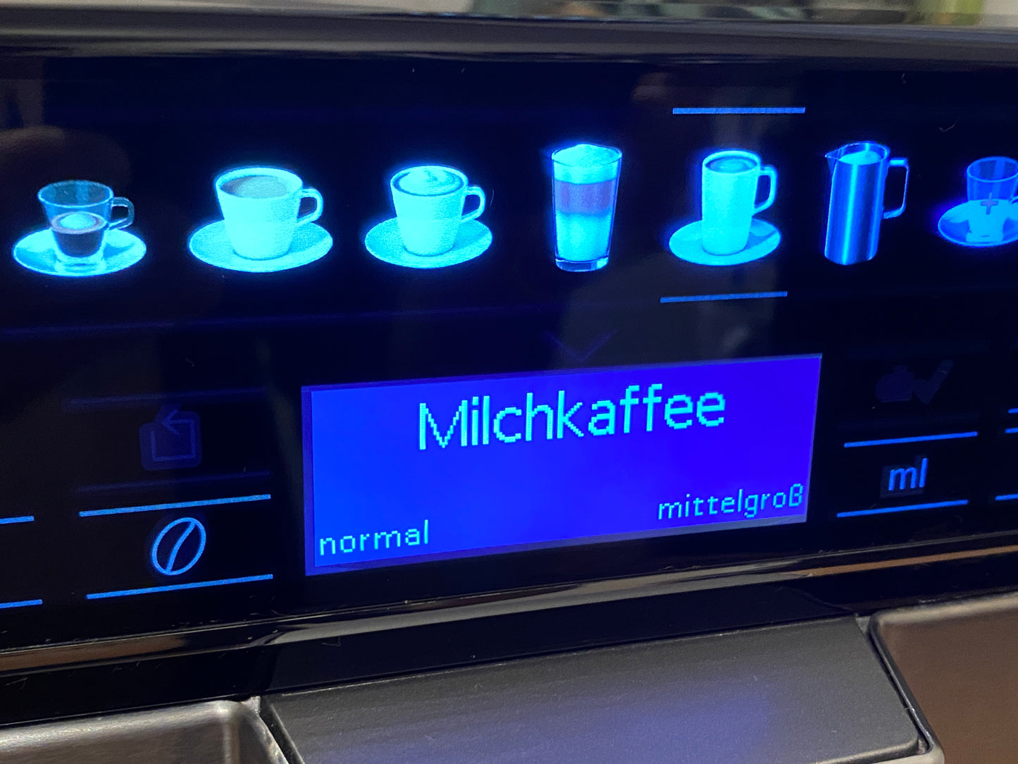 Siemens EQ.6 Plus s500 Display Front komplett mit Kaffeeauslauf Stecker