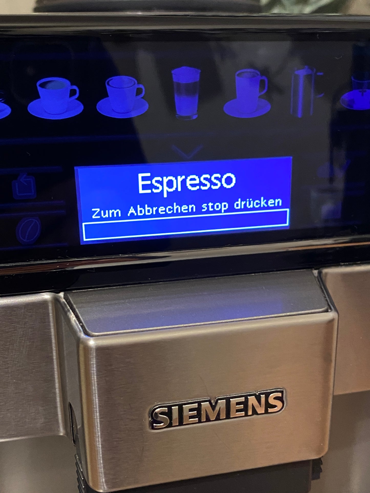 Siemens EQ.6 Plus s500 Display Front komplett mit Kaffeeauslauf Stecker