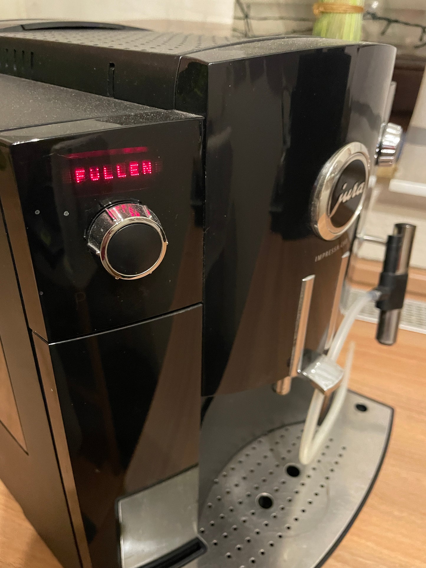 Jura C60 Front Vorderteil mit Kaffeeauslauf mit Display