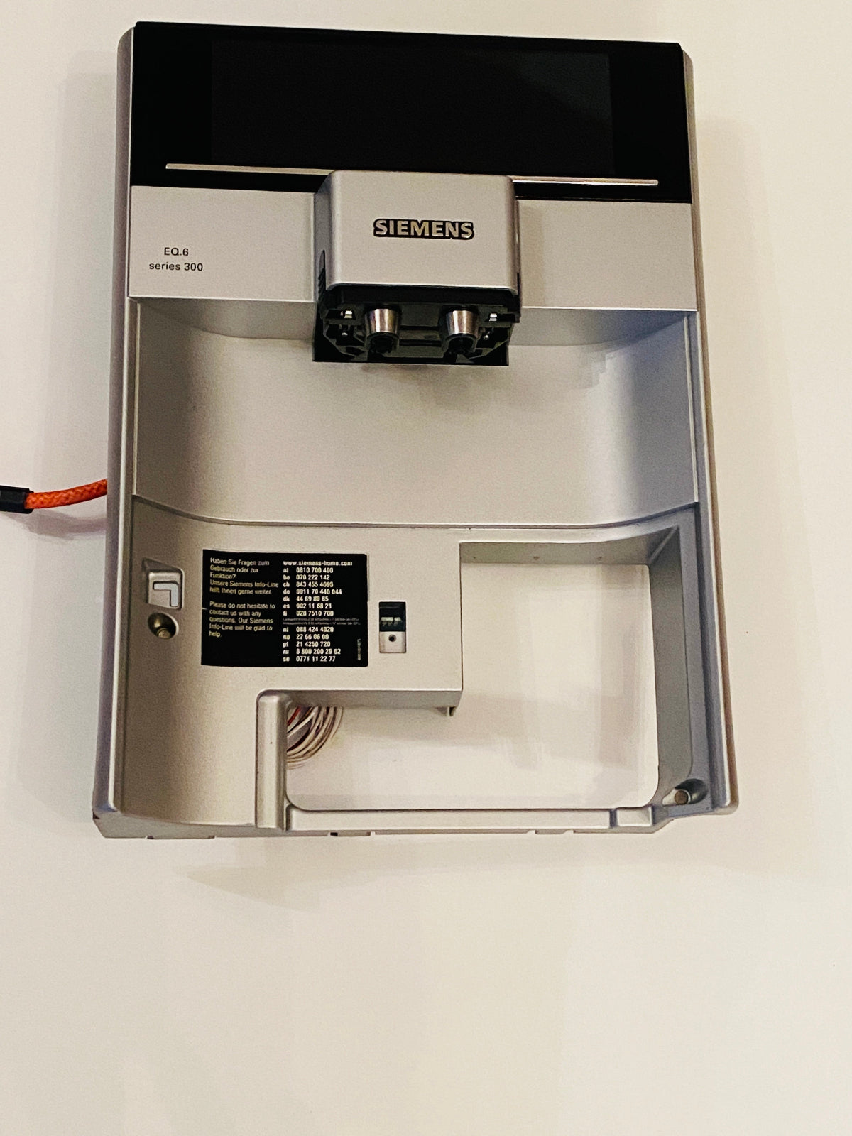 Siemens EQ6 Series 300 – Vorderteil mit Display 