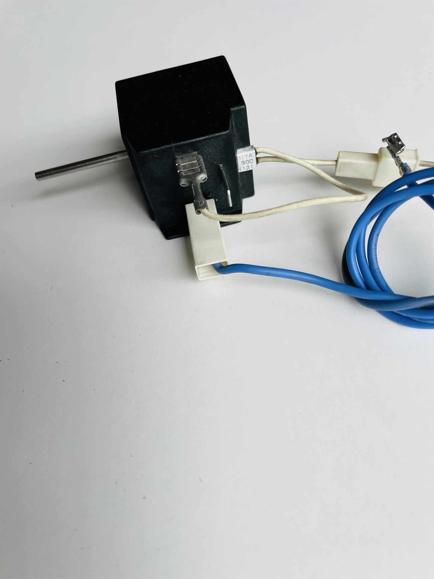 Jura  Magnetschalter für Brüheinheit 230V 50Hz 50W Spule