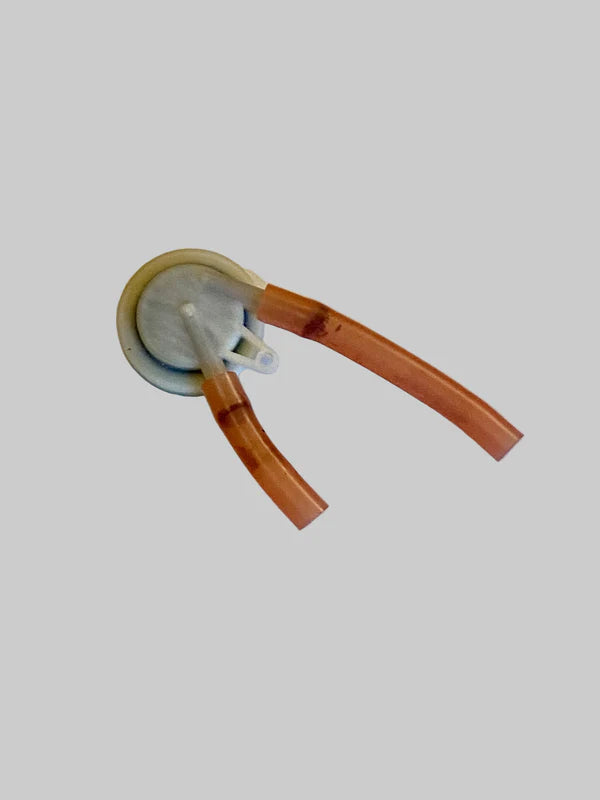 Pulsationsdämpfer vor der Wasserpumpe für Siemens EQ6 Serie EQ6 Plus mit schlauch