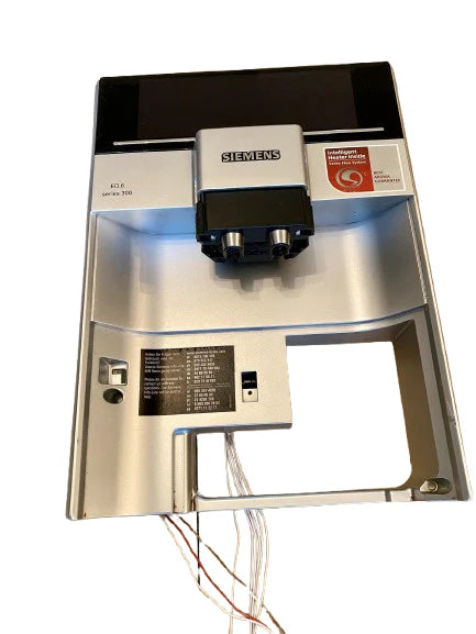 Siemens EQ.6 Series 300 Vorderteil Display mit Kaffeeauslauf + Stecker Kaffeevollautomat - Car Kaffeeautomaten, Ersatzteile
